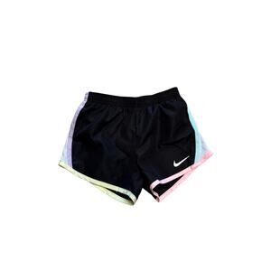 Nike Girls Runners Shorts NWT Size:5